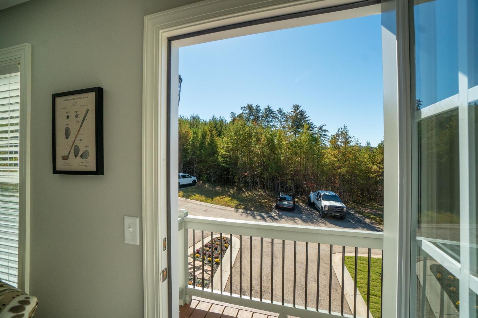 Par-Tee Haus I- Game Room & Hot Tub-Walk To Helen Bagian luar foto