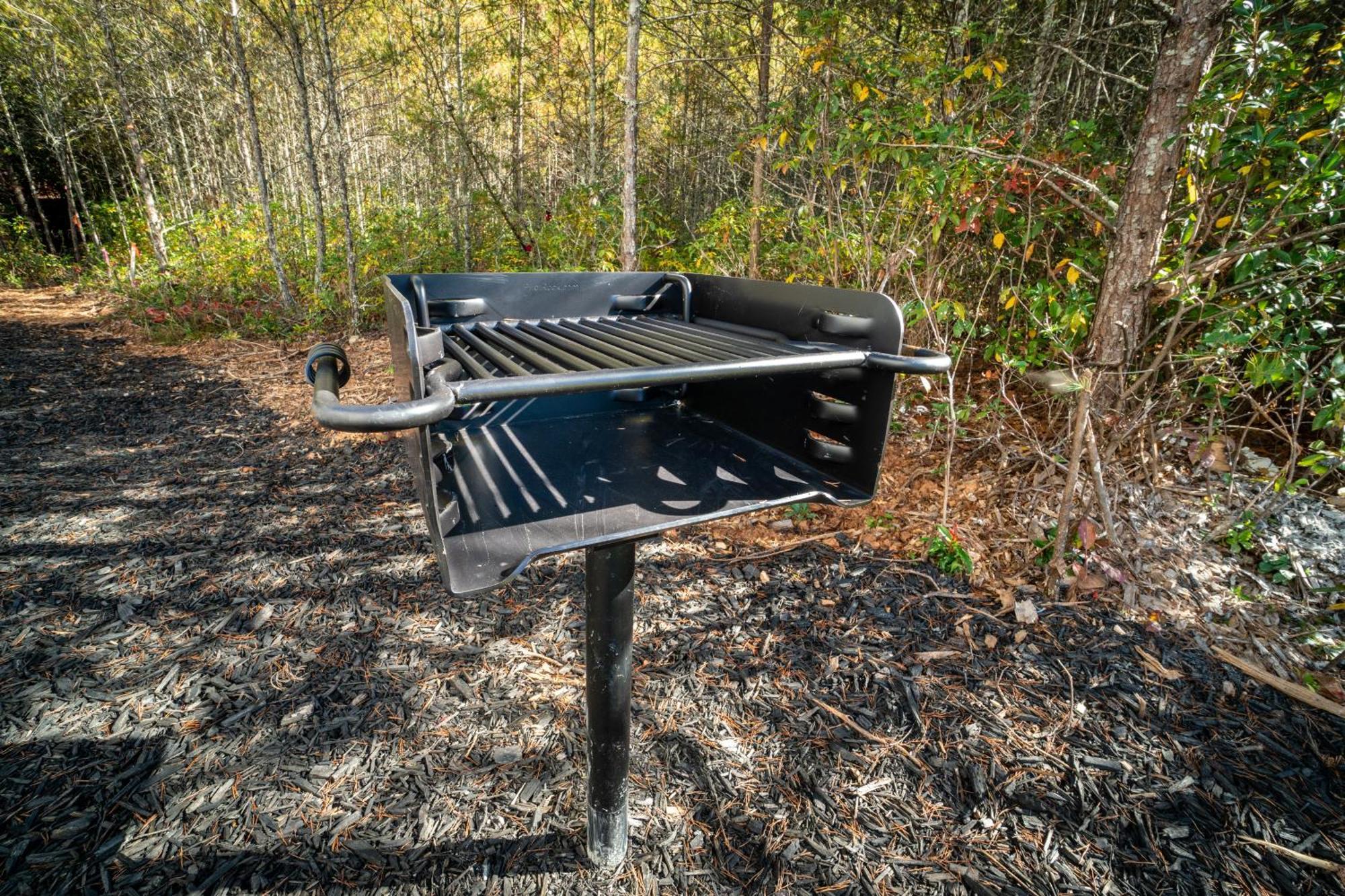 Par-Tee Haus I- Game Room & Hot Tub-Walk To Helen Bagian luar foto